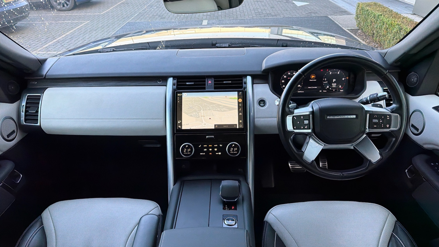 Used Land Rover Discovery 2021 for sale - 76532072: Photo 9