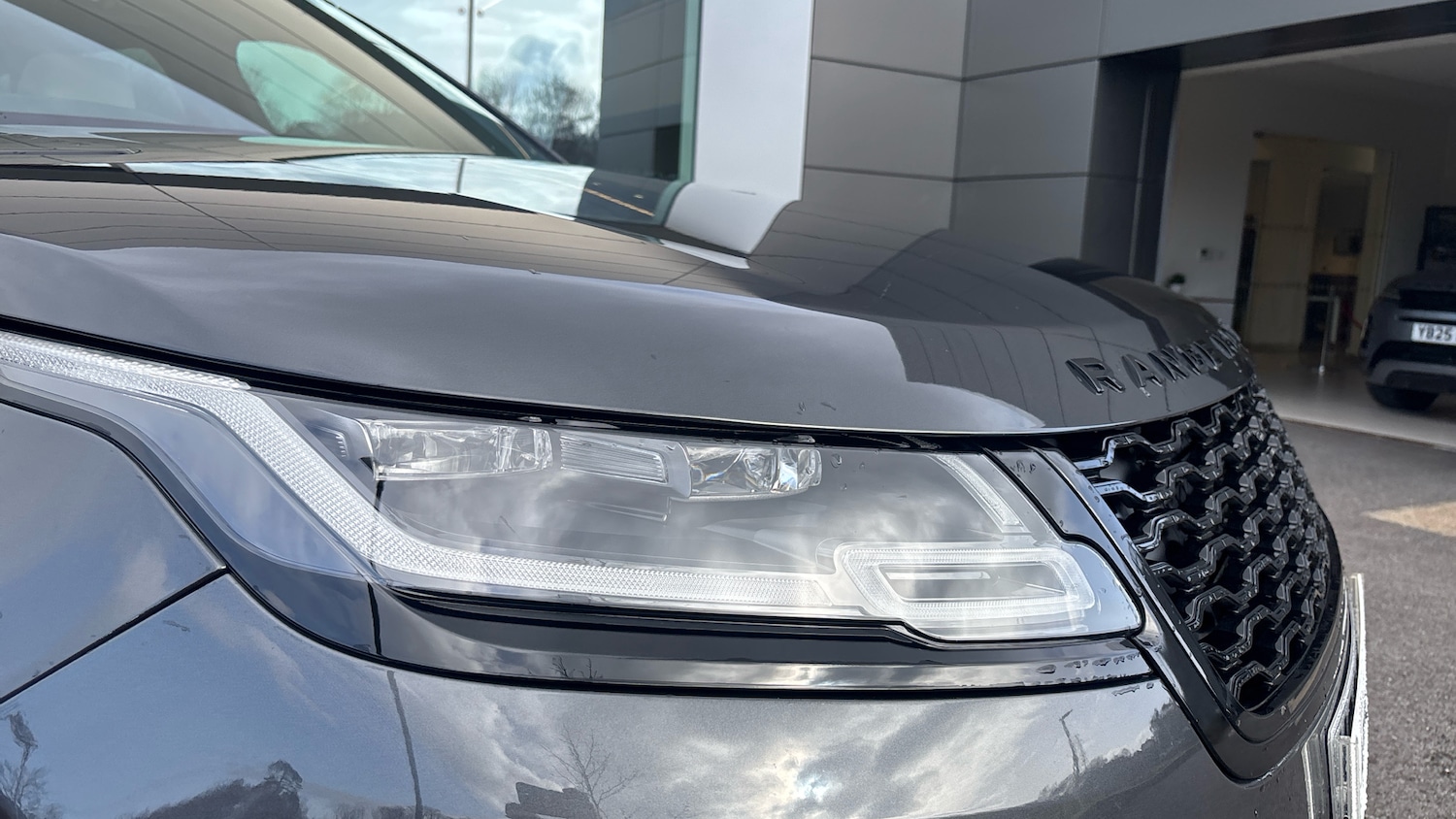 Used Land Rover Range Rover Velar 2023 for sale - 77584393: Photo 17