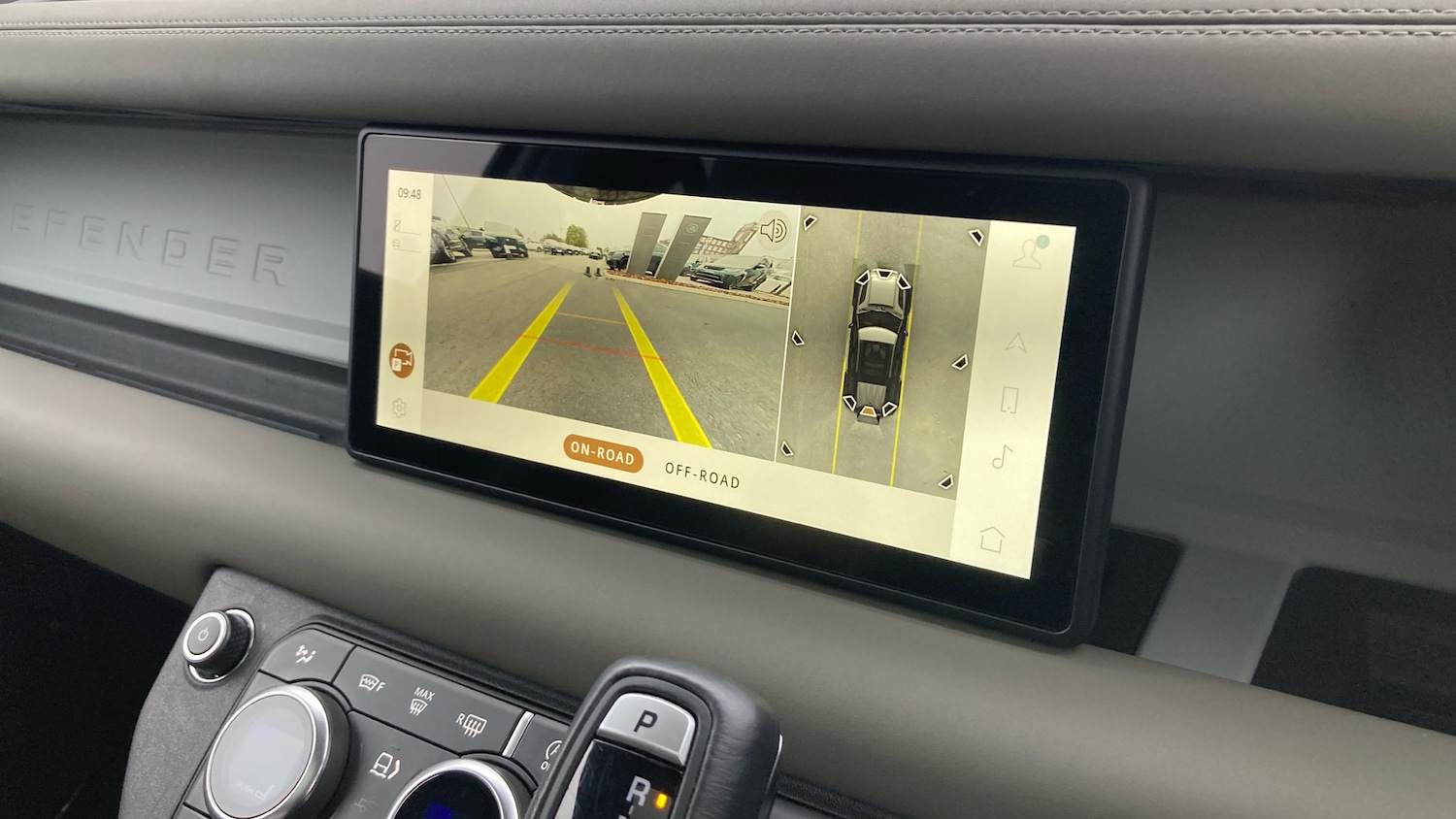 Used Land Rover Defender 2023 for sale - 77325974: Photo 12