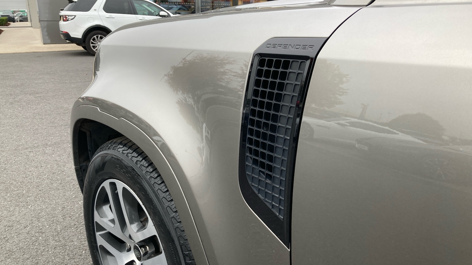 Used Land Rover Defender 2023 for sale - 77325974: Photo 20