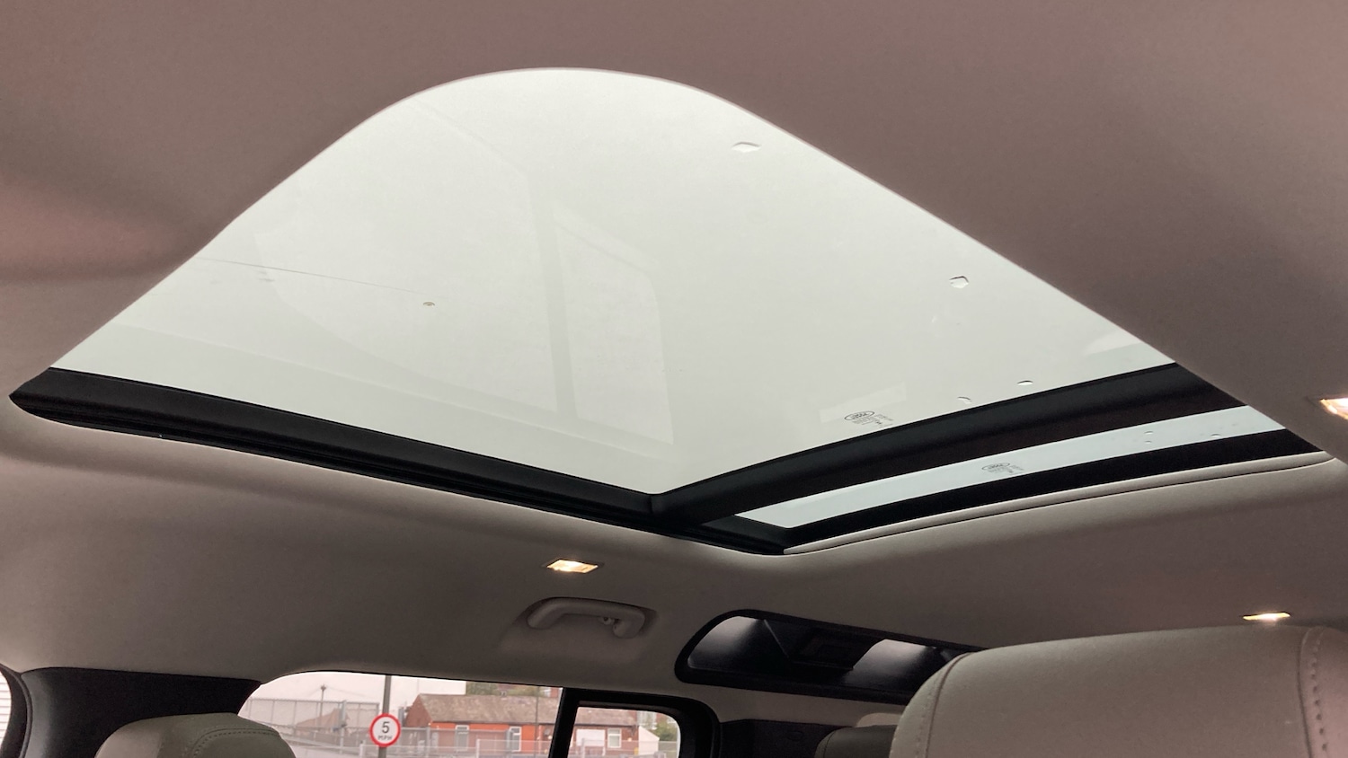 Used Land Rover Defender 2023 for sale - 77325974: Photo 21