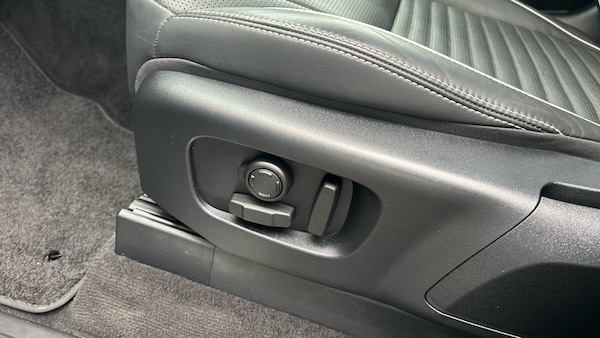 Used Land Rover Discovery 2024 for sale - 76263148: Photo 41