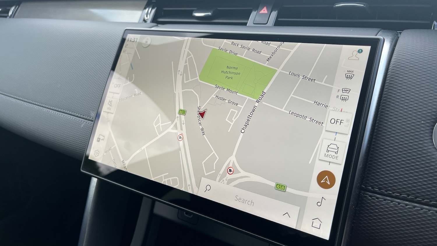 Used Land Rover Discovery Sport 2024 for sale - 76903860: Photo 11