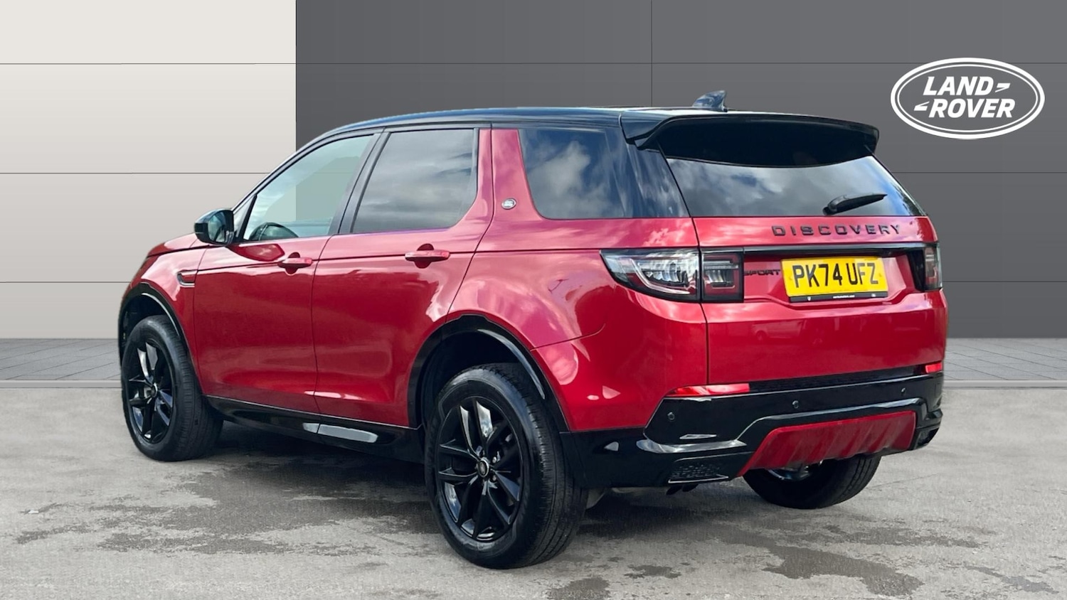 Used Land Rover Discovery Sport 2024 for sale - 76903860: Photo 2