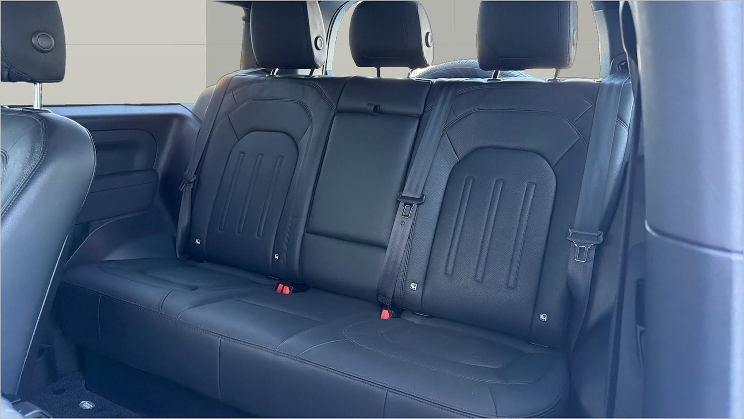 Used Land Rover Defender 2022 for sale - 76795033: Photo 4