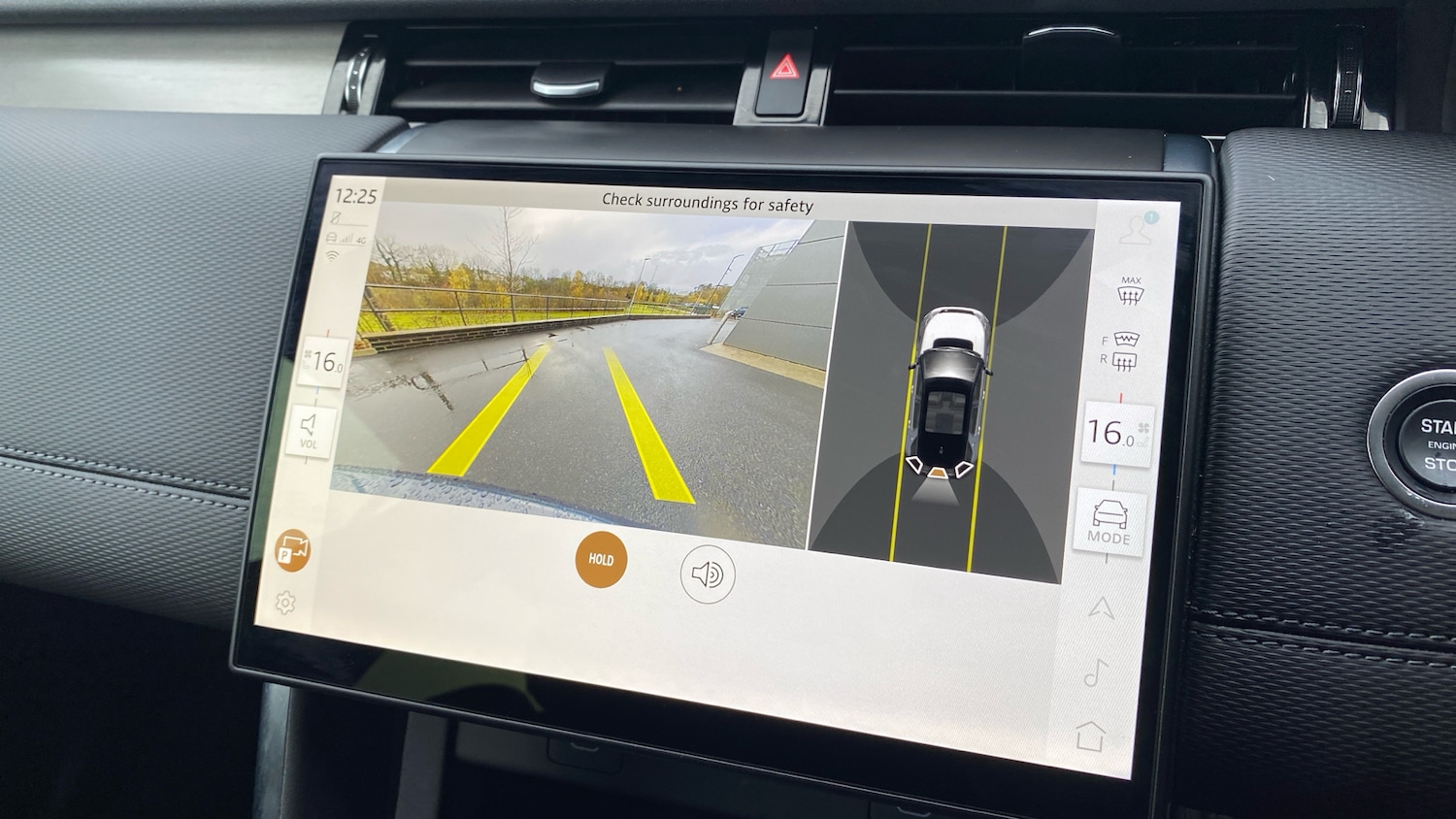 Used Land Rover Discovery Sport 2025 for sale - 77062025: Photo 12