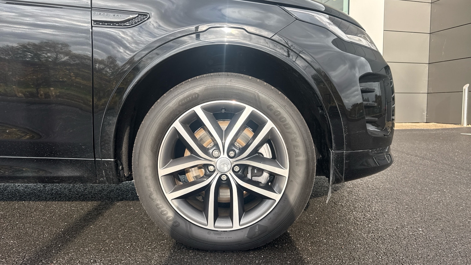 Used Land Rover Discovery Sport 2025 for sale - 76554135: Photo 8