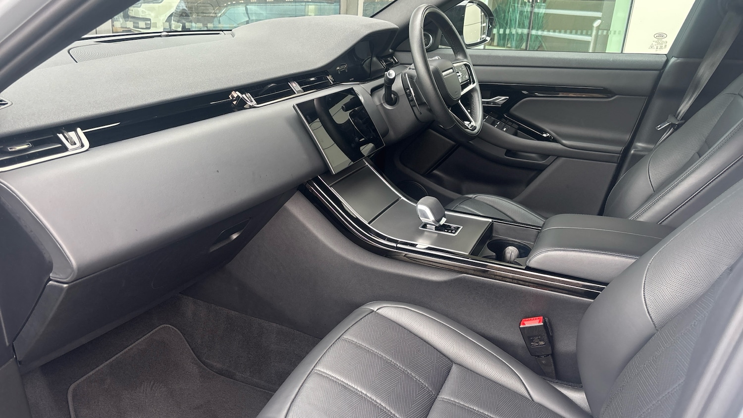 Used Land Rover Range Rover Evoque 2024 for sale - 77678596: Photo 37