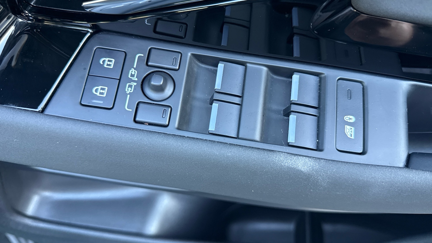 Used Land Rover Range Rover Evoque 2023 for sale - 77127295: Photo 27