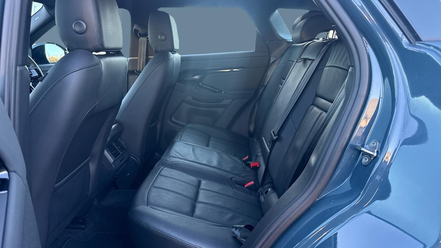 Used Land Rover Range Rover Evoque 2023 for sale - 77127295: Photo 4