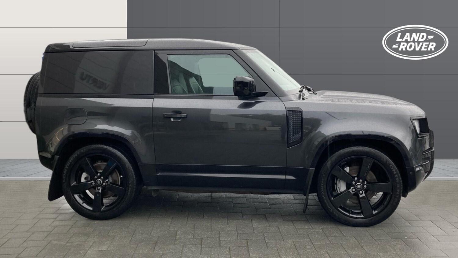 Used Land Rover Defender 2024 for sale - 77432496: Photo 5