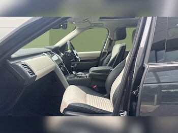 Used Land Rover Discovery 2025 for sale - 78452658: Photo