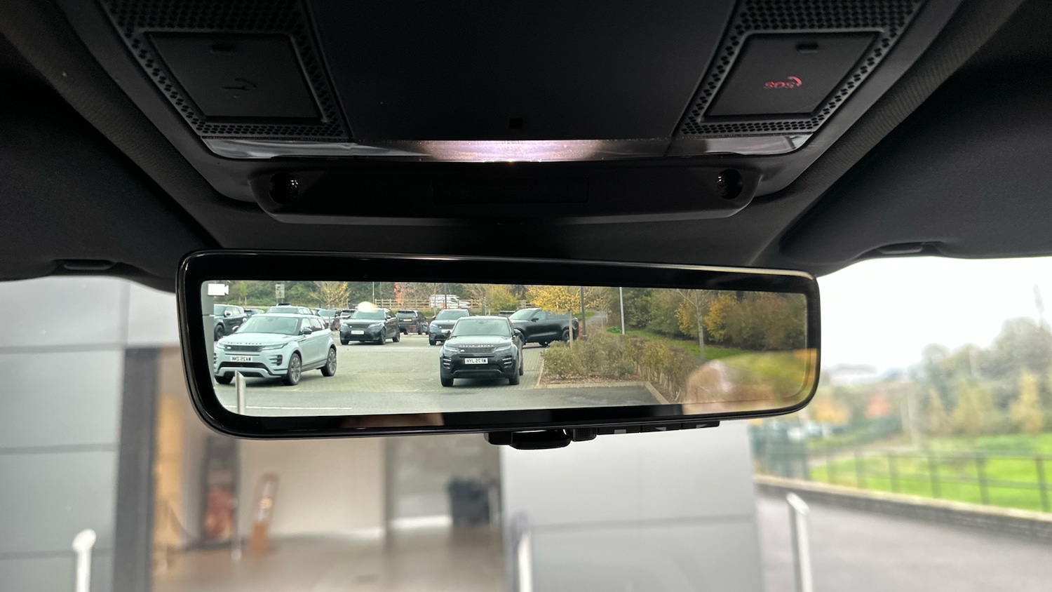 Used Land Rover Defender 2022 for sale - 76403160: Photo 37