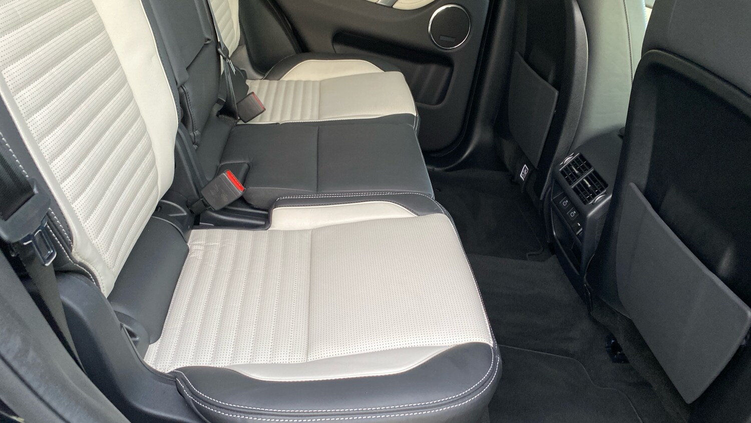 Used Land Rover Discovery Sport 2025 for sale - 76734925: Photo 32