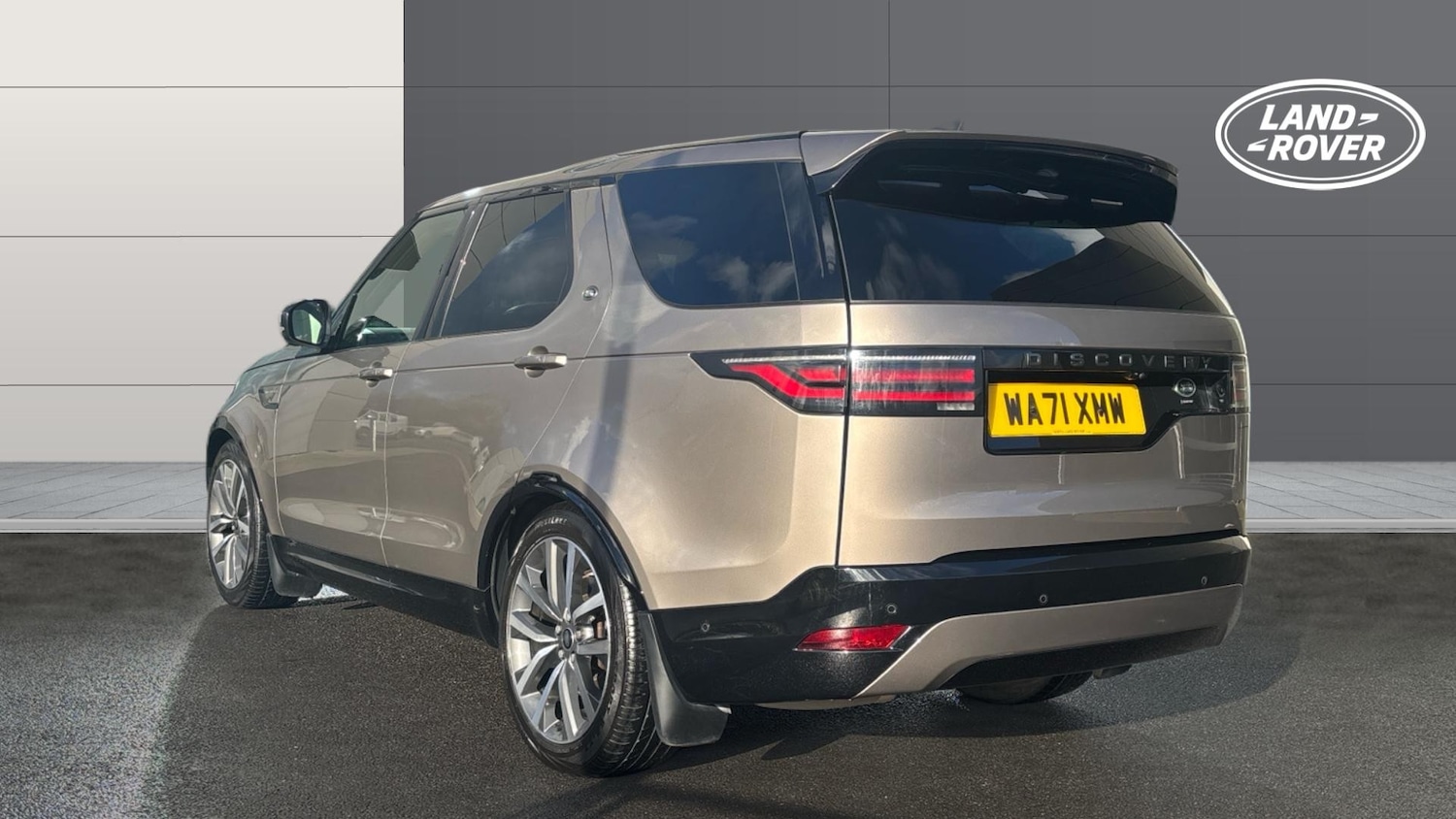 Used Land Rover Discovery 2021 for sale - 77228116: Photo 2