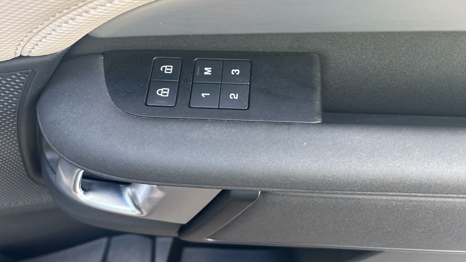 Used Land Rover Discovery 2021 for sale - 77228116: Photo 28