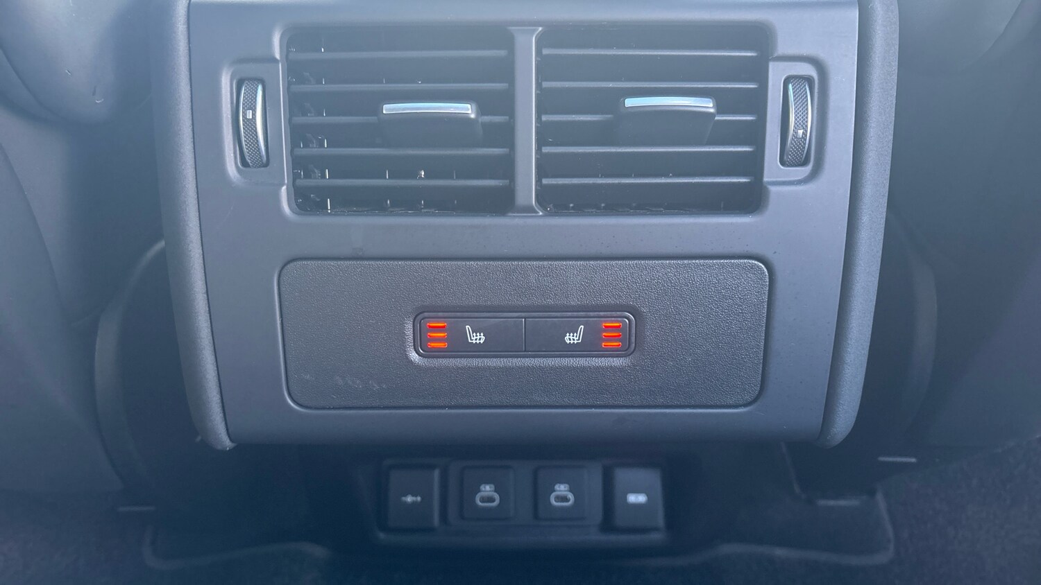 Used Land Rover Discovery 2021 for sale - 77228116: Photo 38