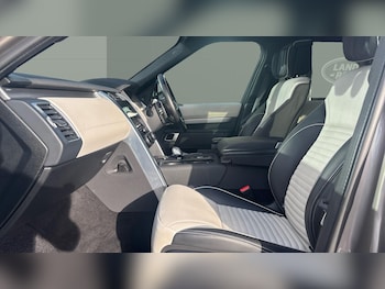 Used Land Rover Discovery 2021 for sale - 77228116: Photo