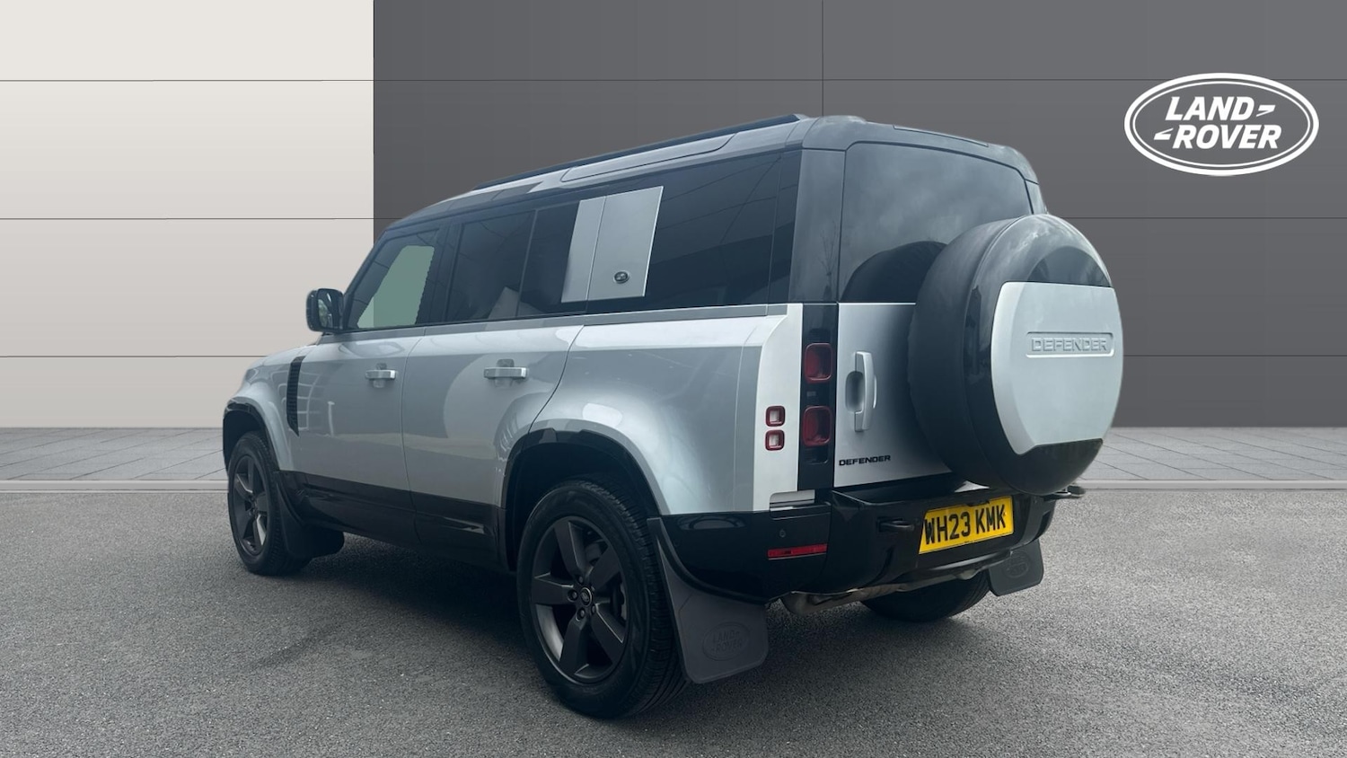 Used Land Rover Defender 2023 for sale - 78039153: Photo 2