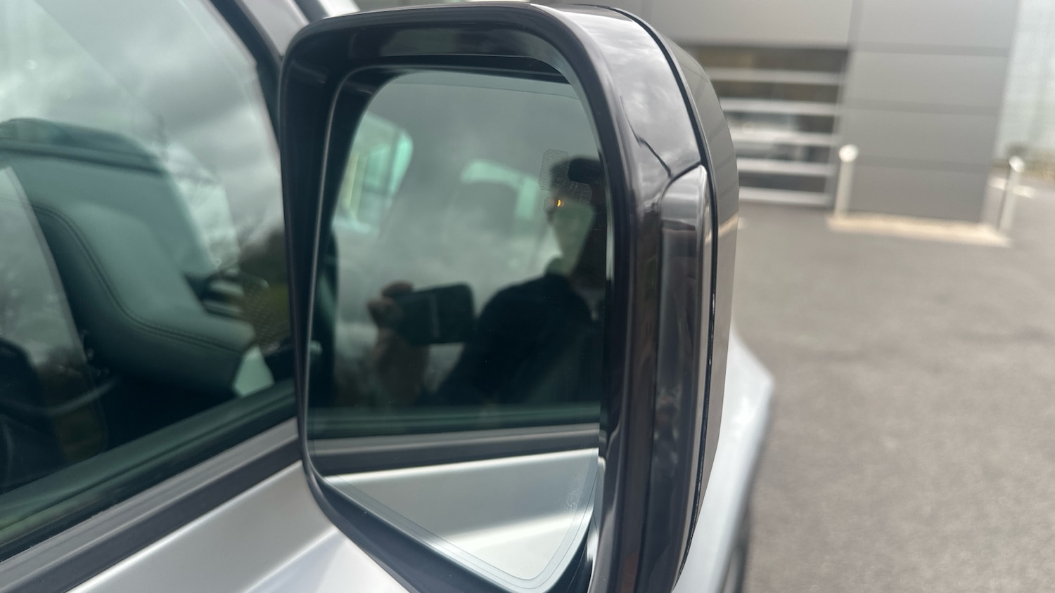 Used Land Rover Defender 2023 for sale - 78039153: Photo 28