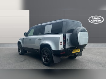 Used Land Rover Defender 2023 for sale - 78039153: Photo