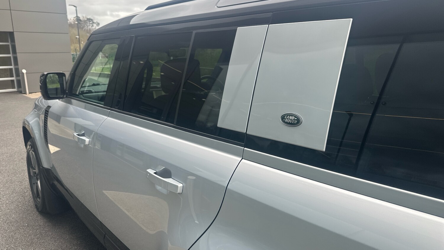 Used Land Rover Defender 2023 for sale - 78039153: Photo 34