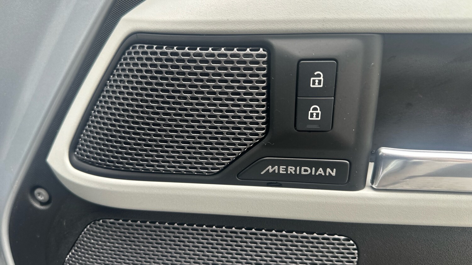 Used Land Rover Defender 2023 for sale - 78039153: Photo 43