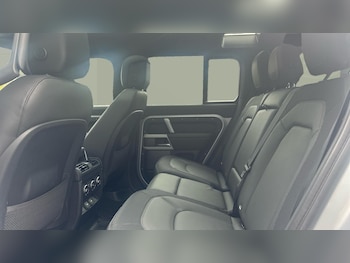 Used Land Rover Defender 2023 for sale - 78039153: Photo