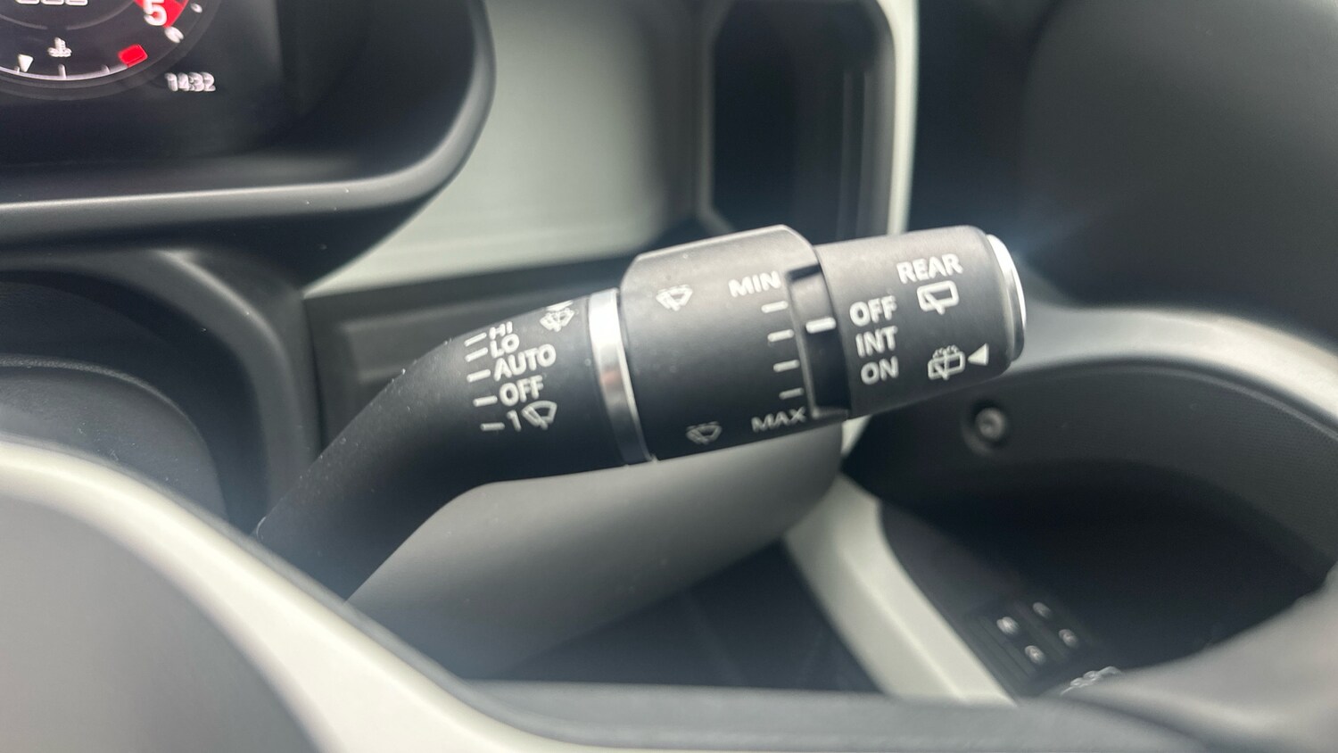 Used Land Rover Defender 2023 for sale - 78039153: Photo 50