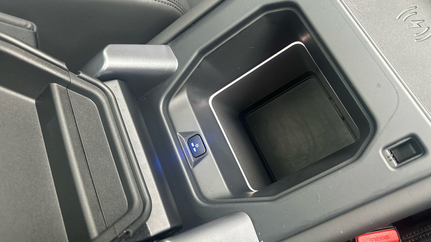 Used Land Rover Defender 2023 for sale - 78039153: Photo 54