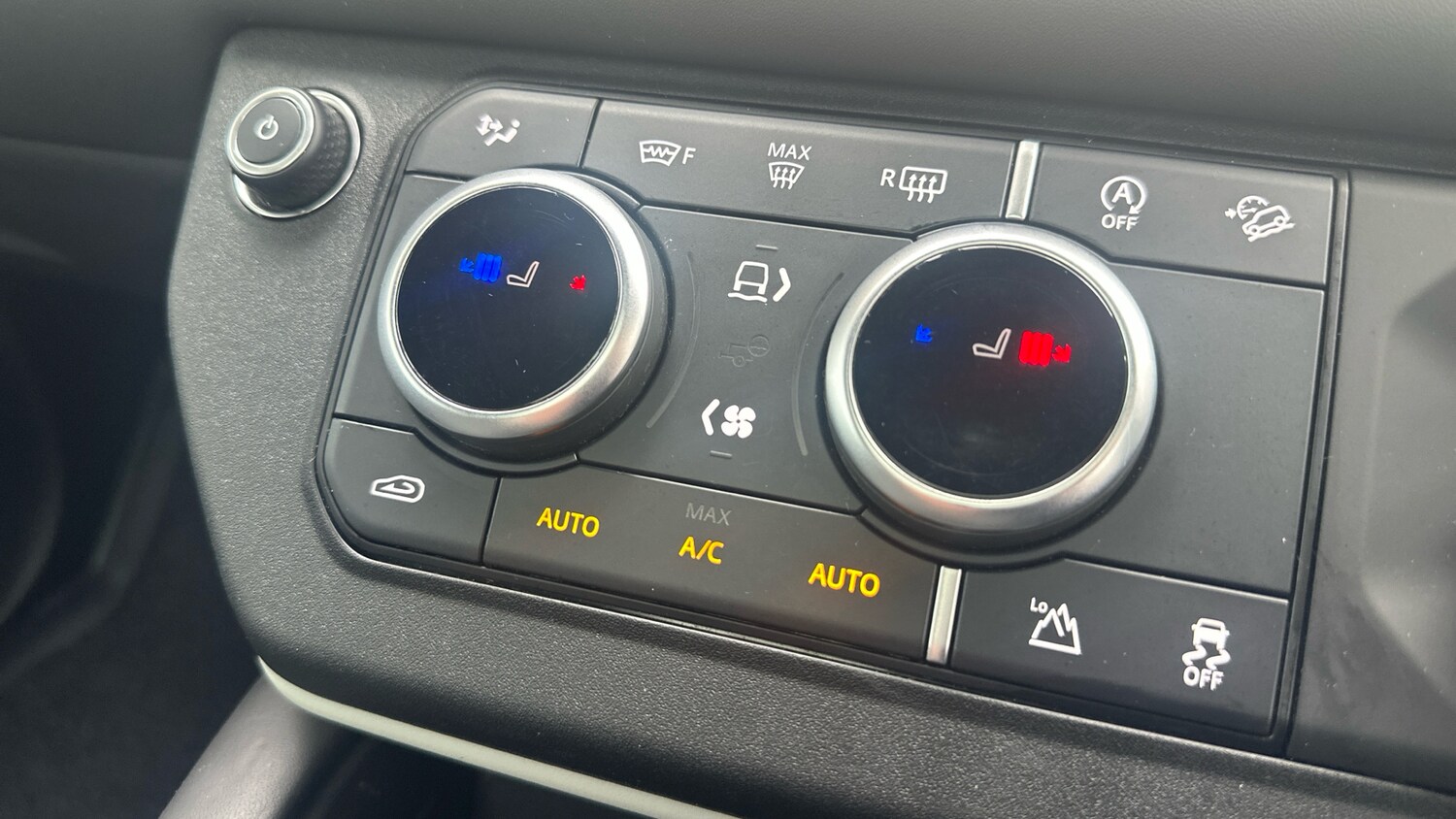 Used Land Rover Defender 2023 for sale - 78039153: Photo 58