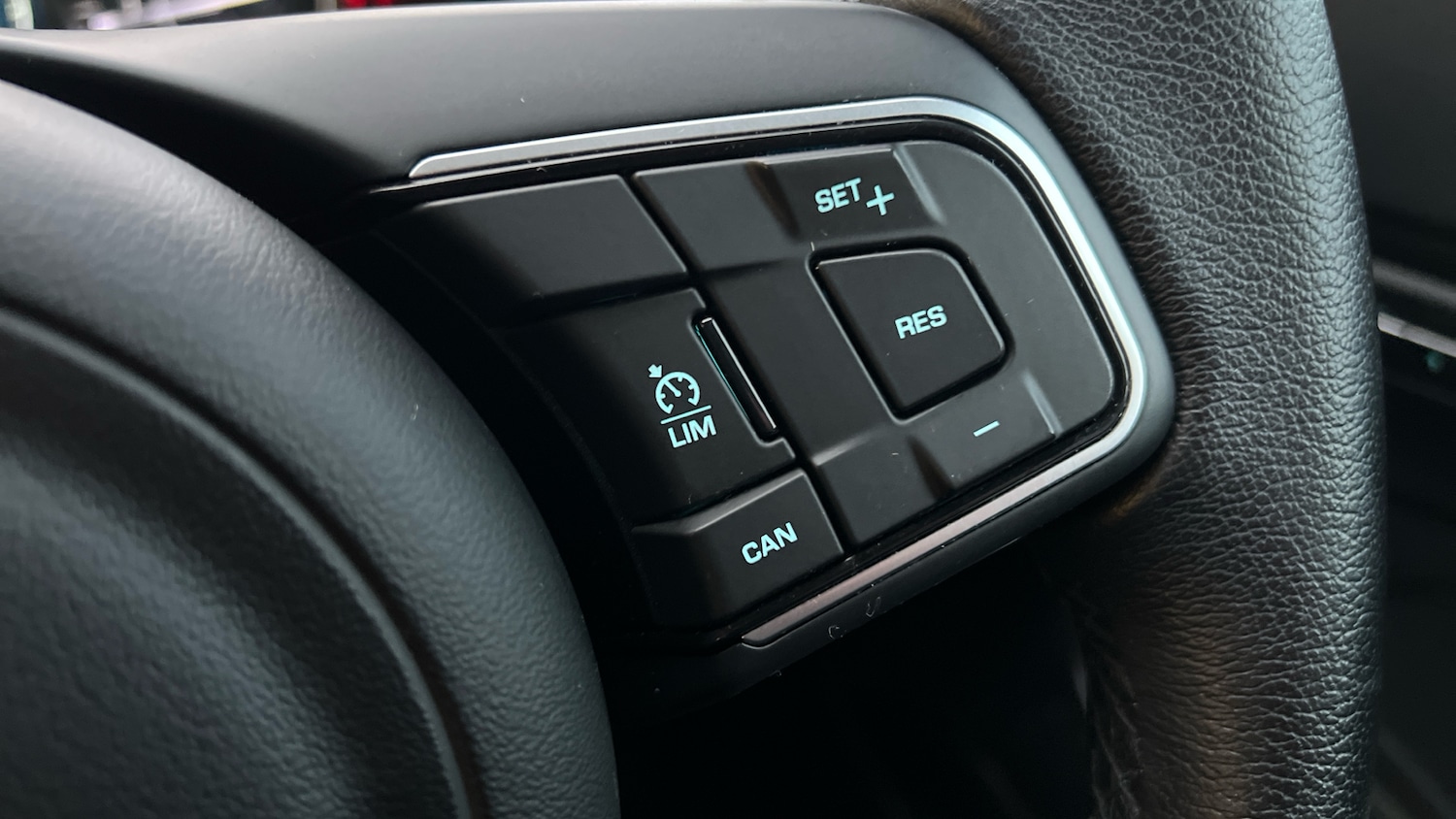 Used Jaguar E-Pace 2020 for sale - 77220717: Photo 39