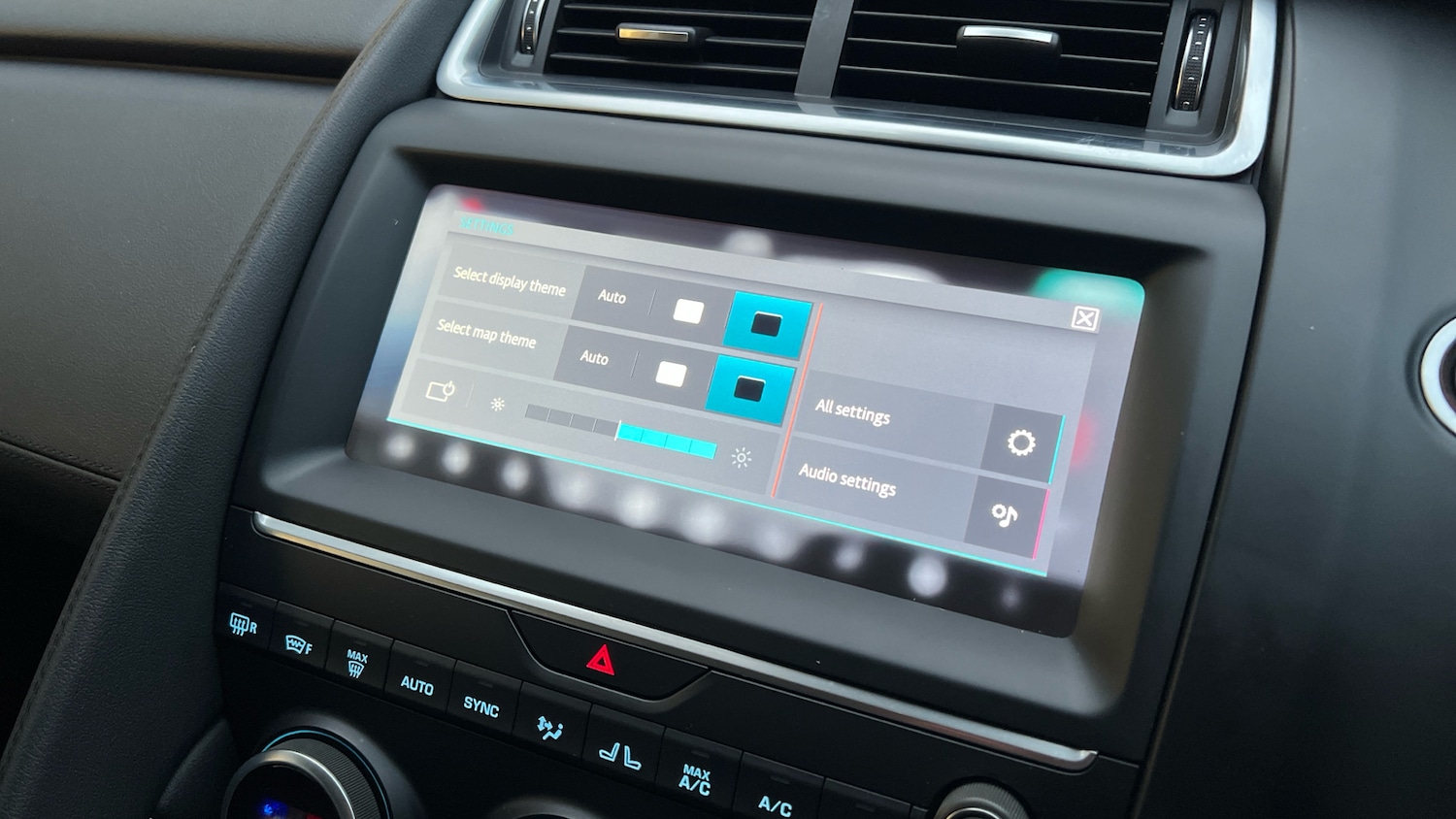 Used Jaguar E-Pace 2020 for sale - 77220717: Photo 52