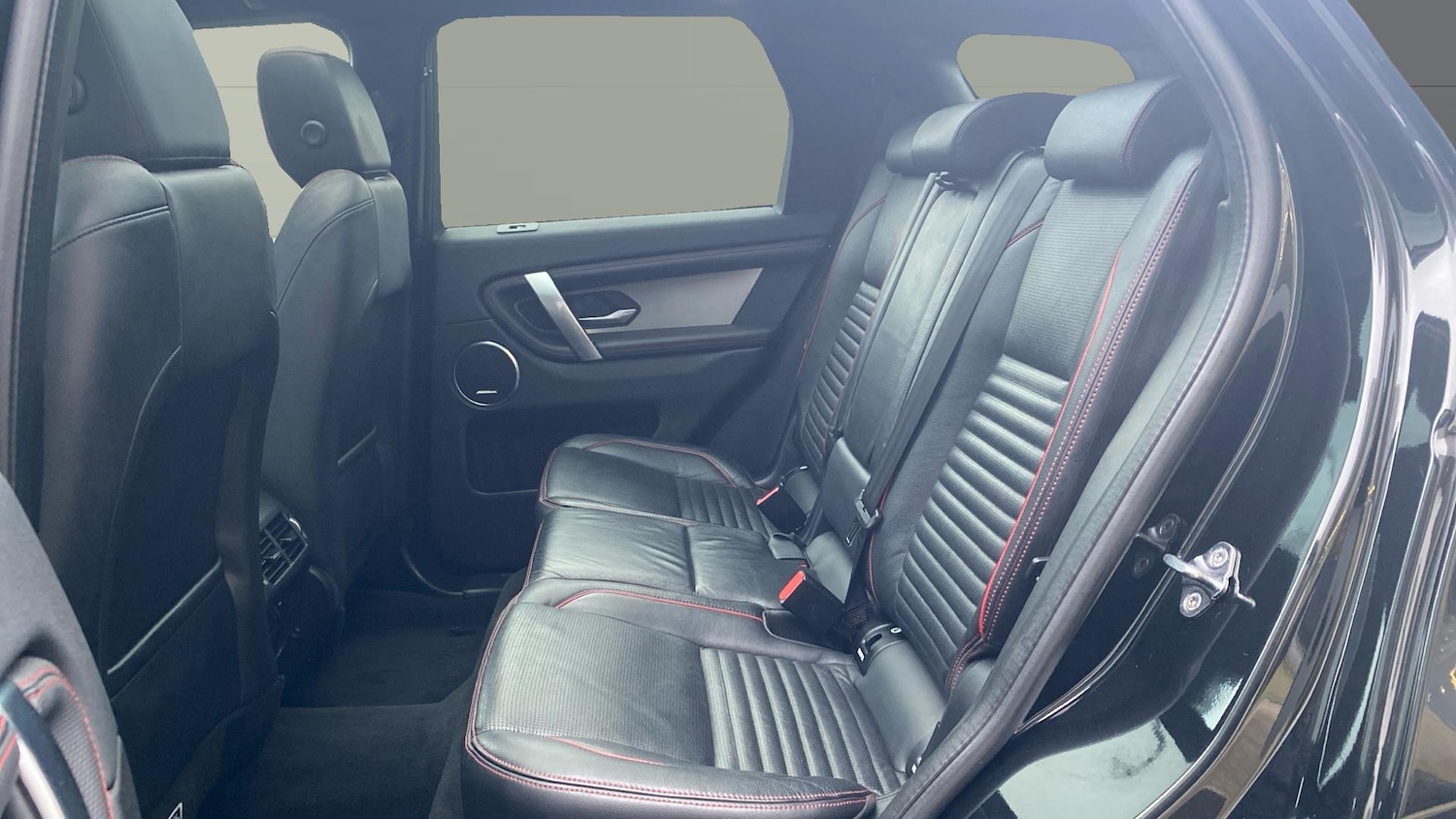 Used Land Rover Discovery Sport 2021 for sale - 77664824: Photo 4