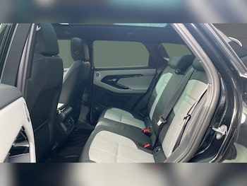 Used Land Rover Range Rover Evoque 2025 for sale - 78109235: Photo