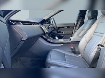 Used Land Rover Range Rover Evoque 2025 for sale - 77207349: Photo