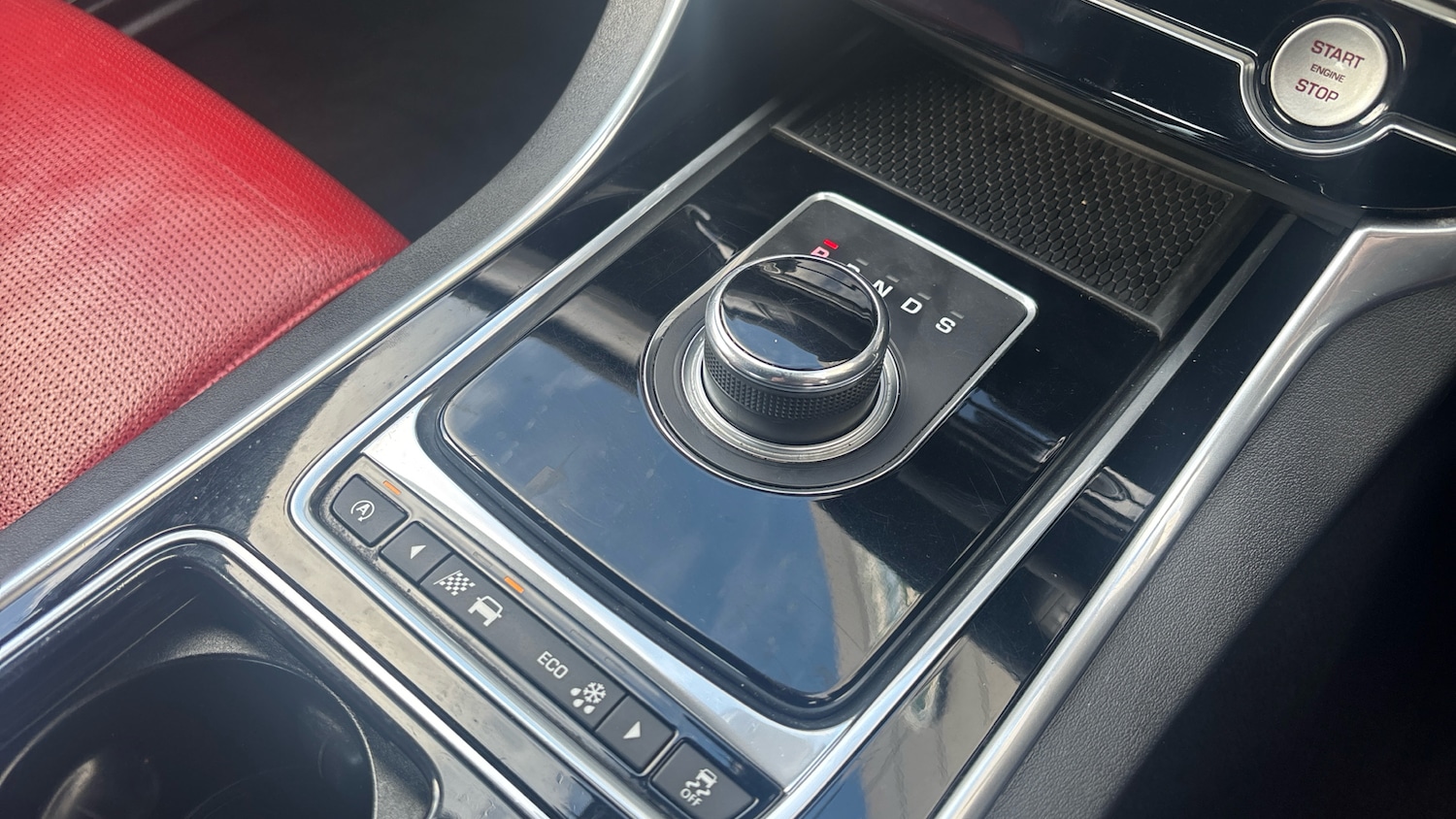 Used Jaguar XF 2017 for sale - 77535807: Photo 13