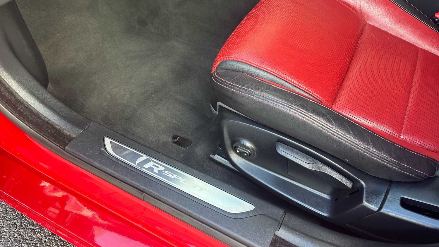 Used Jaguar XF 2017 for sale - 77535807: Photo 39