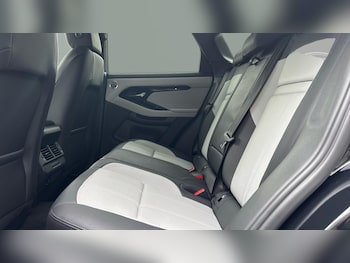 Used Land Rover Range Rover Evoque 2025 for sale - 79378849: Photo