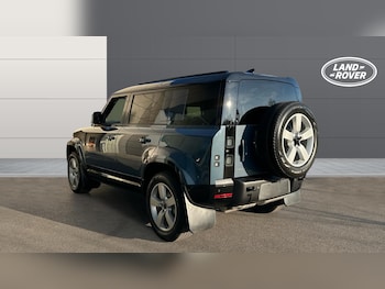 Used Land Rover Defender 2026 for sale - 77962173: Photo