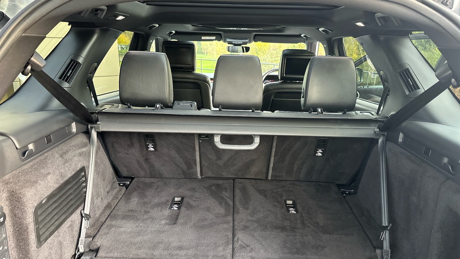 Used Land Rover Discovery 2019 for sale - 76355399: Photo 34