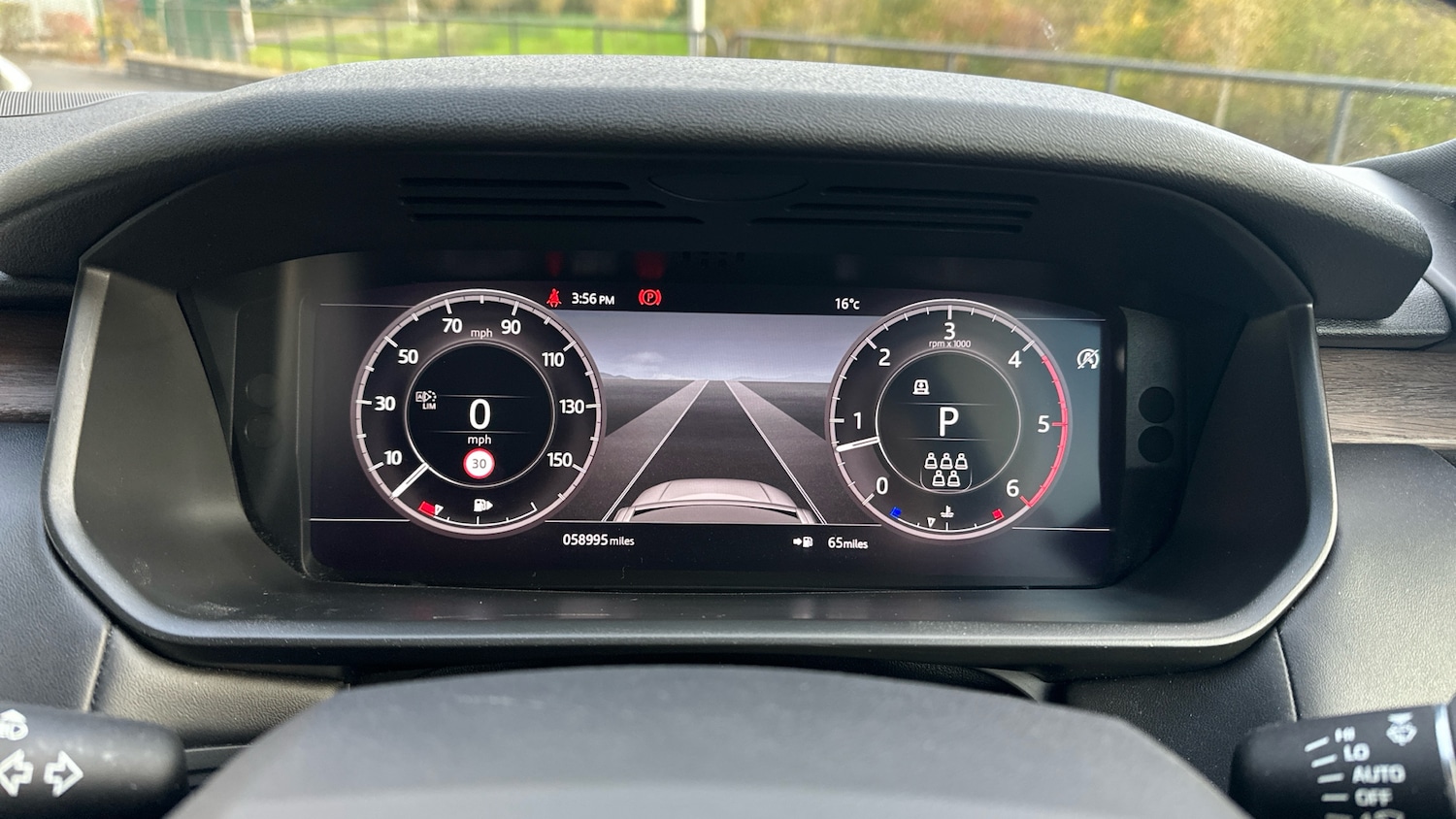 Used Land Rover Discovery 2019 for sale - 76355399: Photo 50