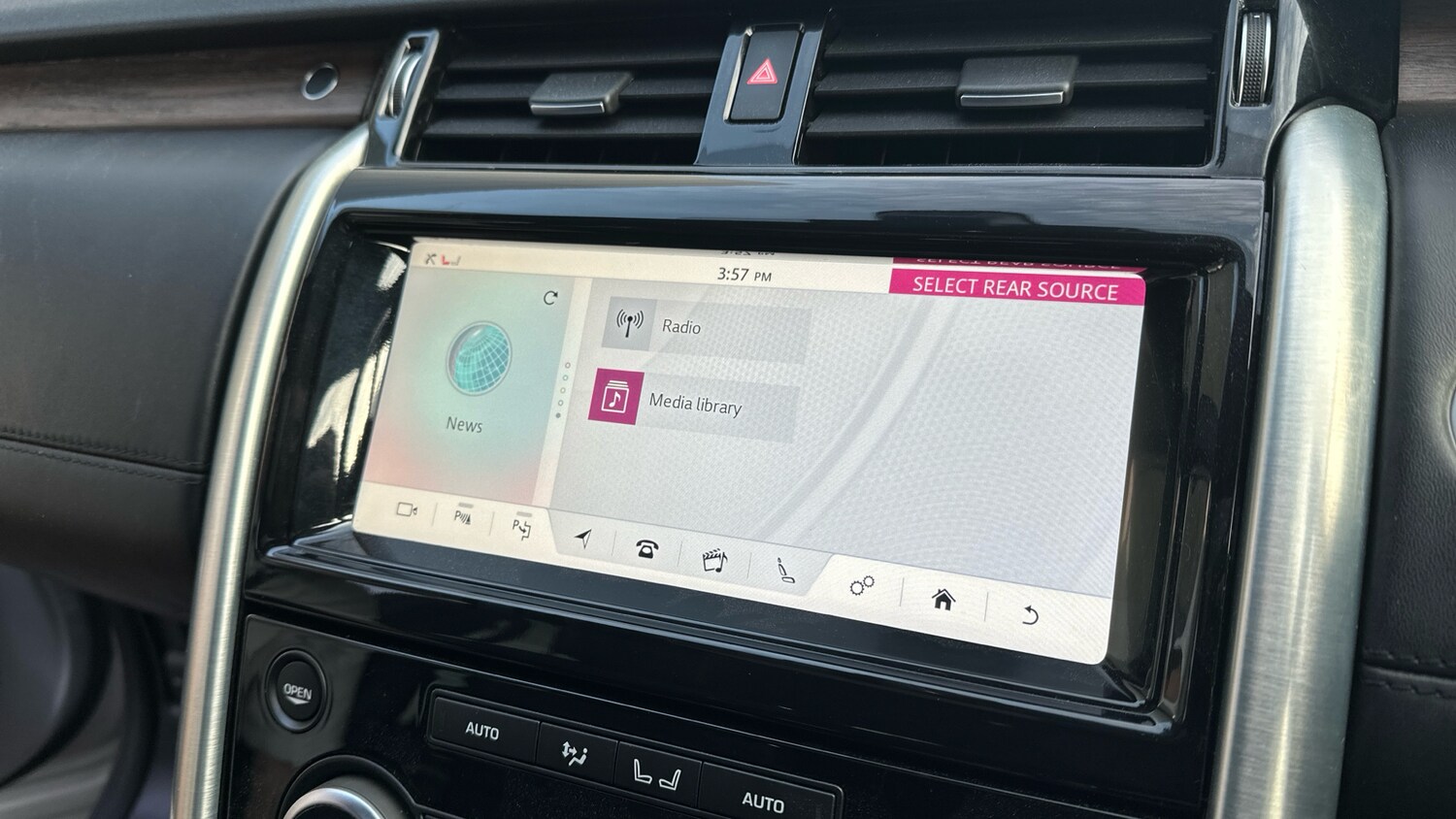 Used Land Rover Discovery 2019 for sale - 76355399: Photo 56