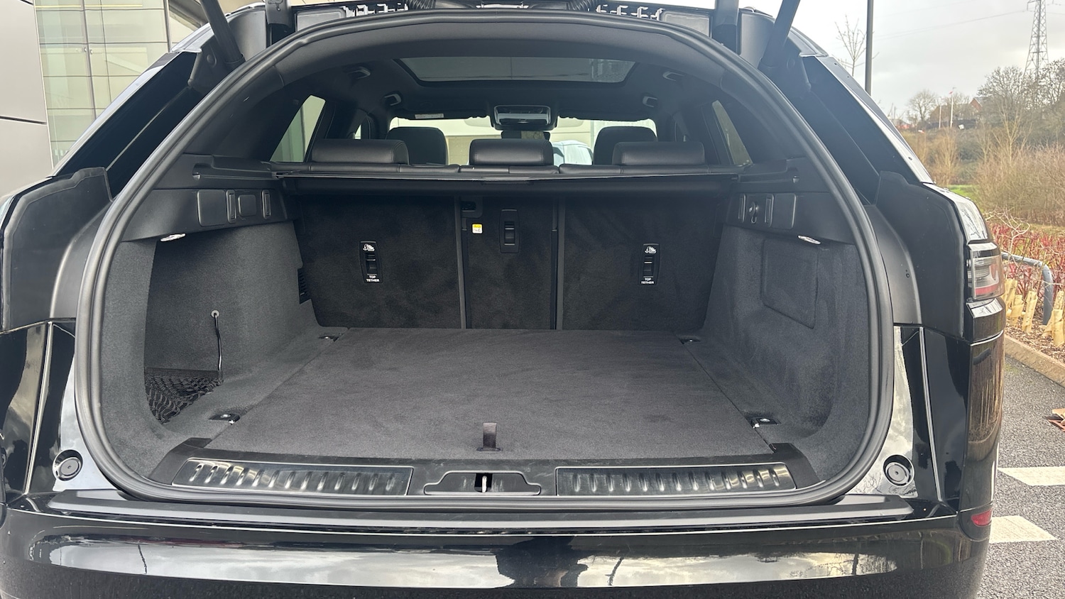 Used Land Rover Range Rover Velar 2025 for sale - 77603621: Photo 10