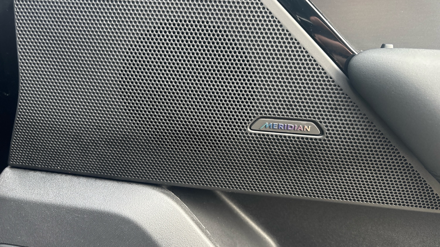 Used Land Rover Range Rover Velar 2025 for sale - 77603621: Photo 24