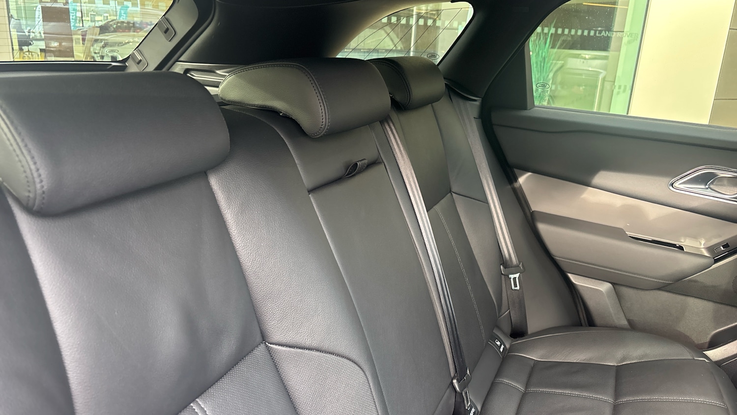 Used Land Rover Range Rover Velar 2025 for sale - 77603621: Photo 31