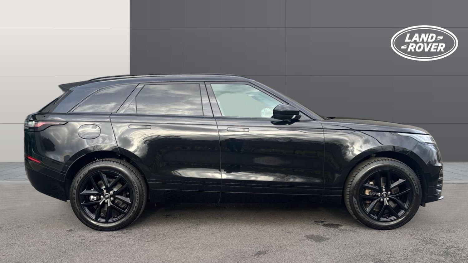 Used Land Rover Range Rover Velar 2025 for sale - 77603621: Photo 5