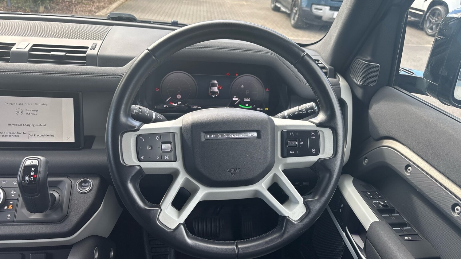 Used Land Rover Defender 2022 for sale - 76063671: Photo 15
