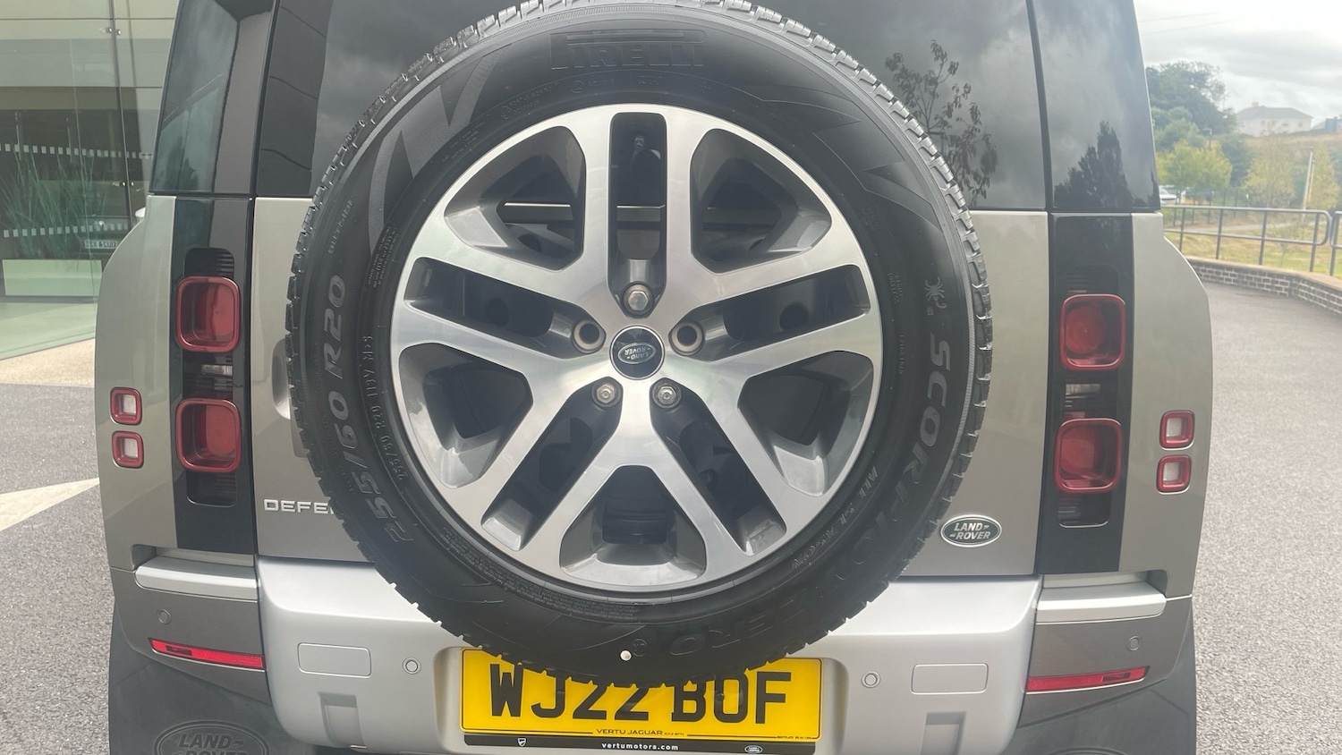 Used Land Rover Defender 2022 for sale - 76063671: Photo 39