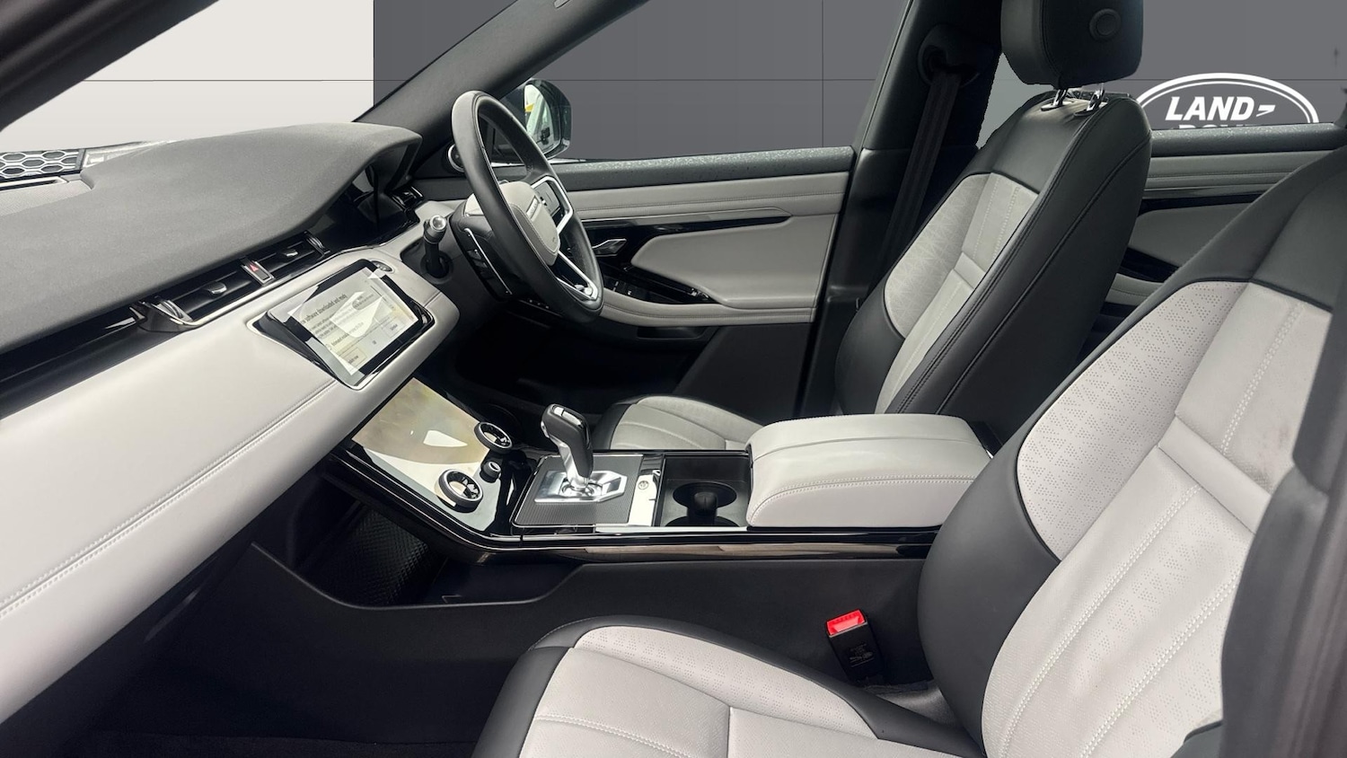 Used Land Rover Range Rover Evoque 2021 for sale - 77998210: Photo 3